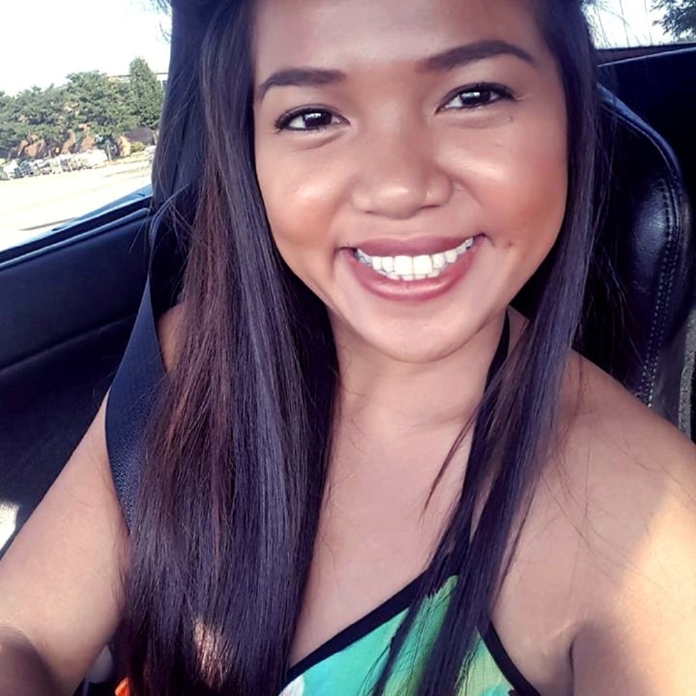 Meet your Posher, Romelyn